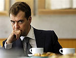 Медведев в отставку не уйдет. Досрочных выборов в России не будет, – мнение экспертов