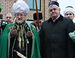 Верховный муфтий России открыл мечеть на Южном Урале