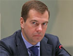 Медведев соболезнует вдове и сыновьям Петра Латышева