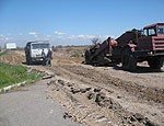 Государство отправит безработных ремонтировать дороги за 4330 рублей в месяц