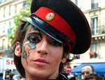 Если бы вы были Лужковым, разрешили бы геям провести парад? ОПРОС "НР" (ФОТО)