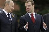 Медведев рассказал про модернизацию элитам / Путин, как любимчик народа, объяснит ее суть массам