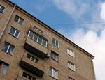 Пьяный челябинец уснул на крыше 4-этажного дома Пьяный челябинец уснул на крыше 4-этажного дома