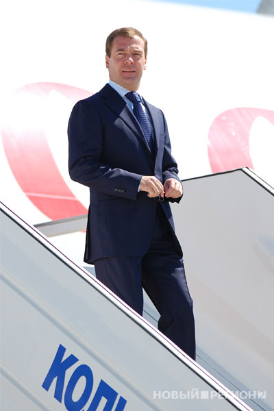 Дмитрий Медведев впервые посетил Екатеринбург в статусе президента России (ФОТО)