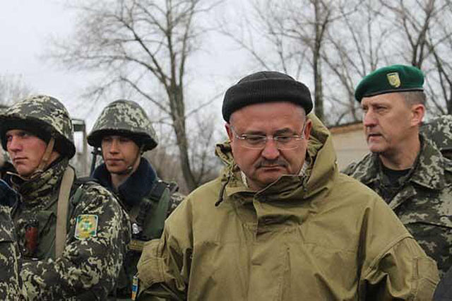Новый Регион: Украинская группировка попала в окружение на границе с Россией и уничтожается артиллерией (ФОТО)